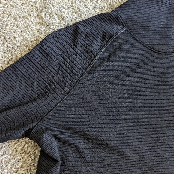 Lululemon Ventscape Half-Zip Long Sleeve - Picture 7 of 12